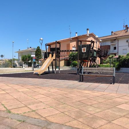 Lillananna Reload Apartment Porto SantʼElpidio Exterior foto